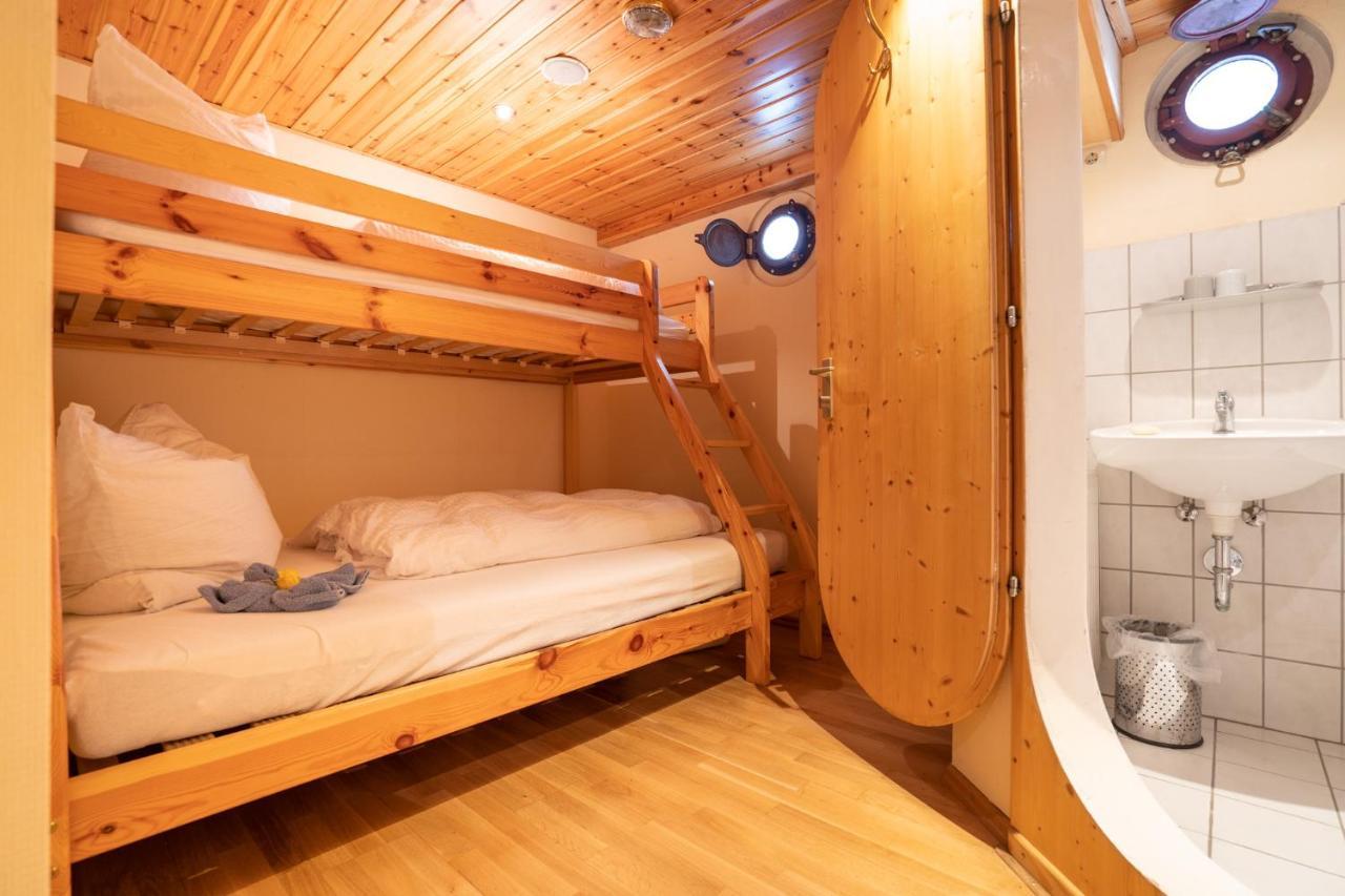 Kuestenmotorschiff Aventura BRE エクステリア 写真